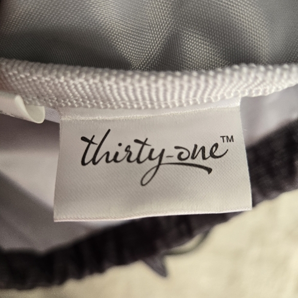 Thirty One Bags Sinch Sack Gray Drawstring Backpack with Embroidered Design - Picture 7 of 7